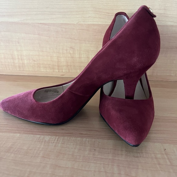 Michael Kors Heels Burgundy Sz 5.5 M - Picture 7 of 7